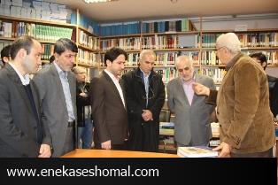 بازدید استاندار مازندران از کتابخانه عمومی مازندران شناسی